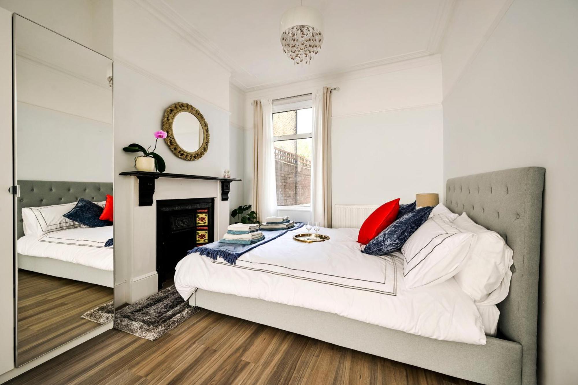 Greenwich Holiday Home 伦敦 外观 照片