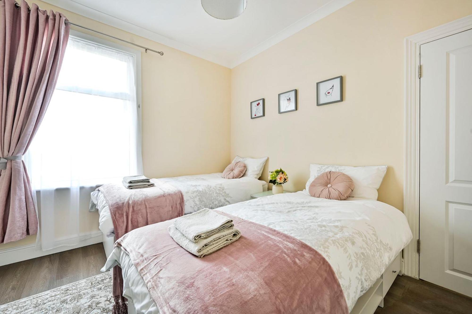 Greenwich Holiday Home 伦敦 外观 照片